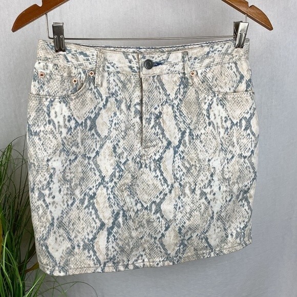 GRLFRND Alyssa Tan & Gray Python Snake Print Denim Mini Skirt 26 S - Picture 2 of 6
